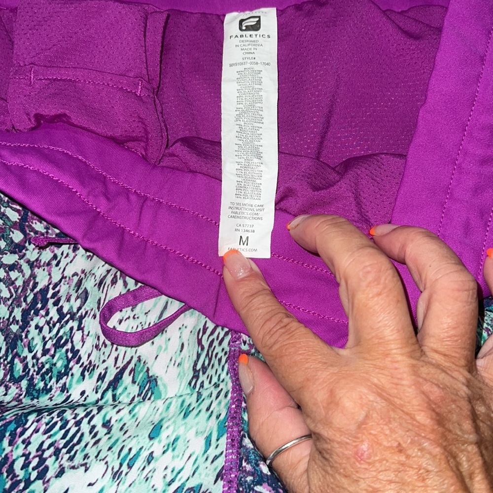 Fabletics shorts - Picture 5 of 5